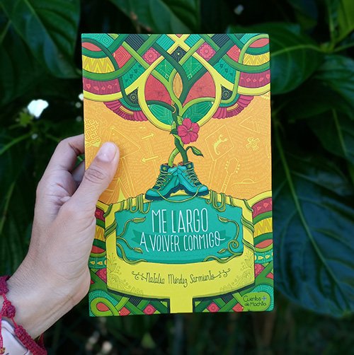 Diseñadora Editorial Naty Late Libro